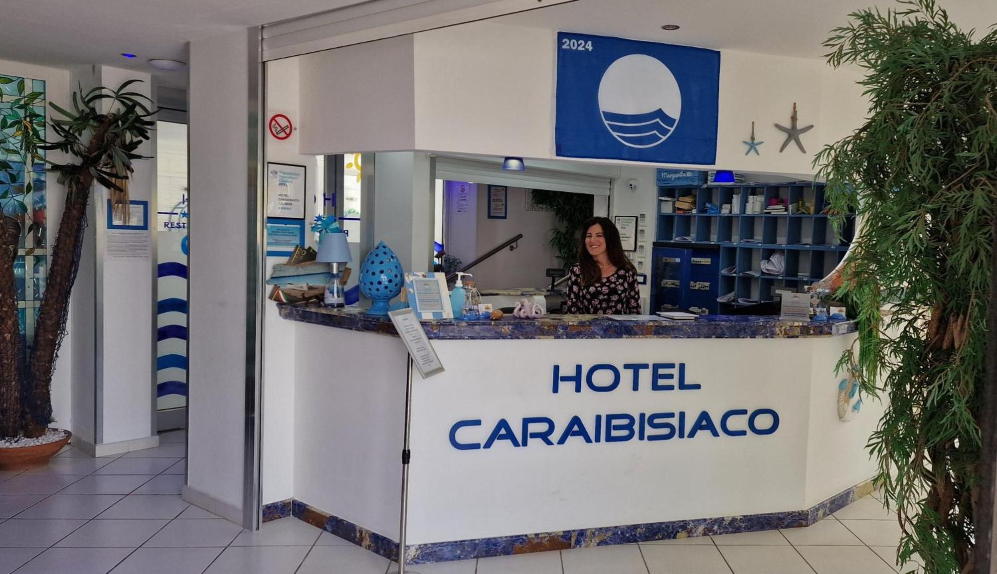 Hotel Caraibisiaco Sul Mare ซานเปียโตร อิน เบวานญา ภายนอก รูปภาพ