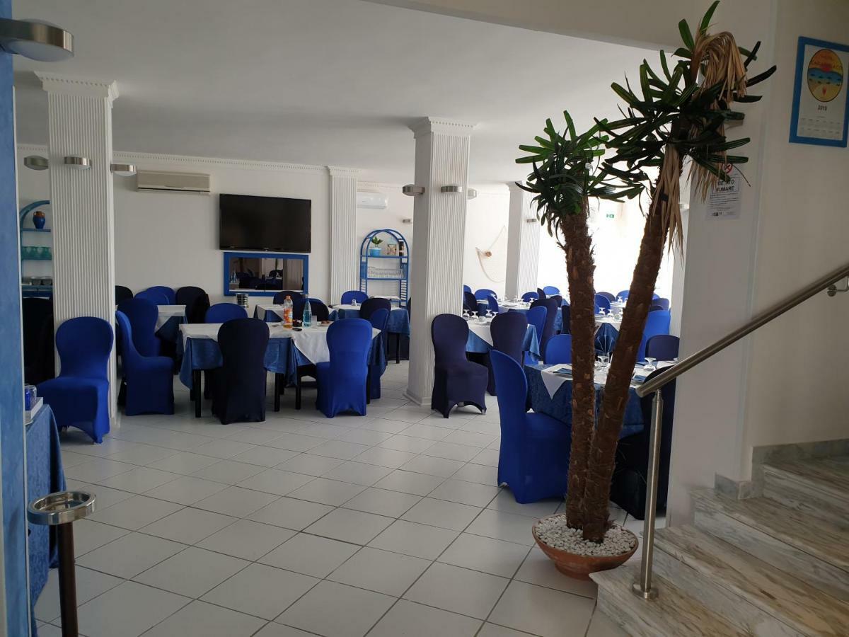 Hotel Caraibisiaco Sul Mare ซานเปียโตร อิน เบวานญา ภายนอก รูปภาพ